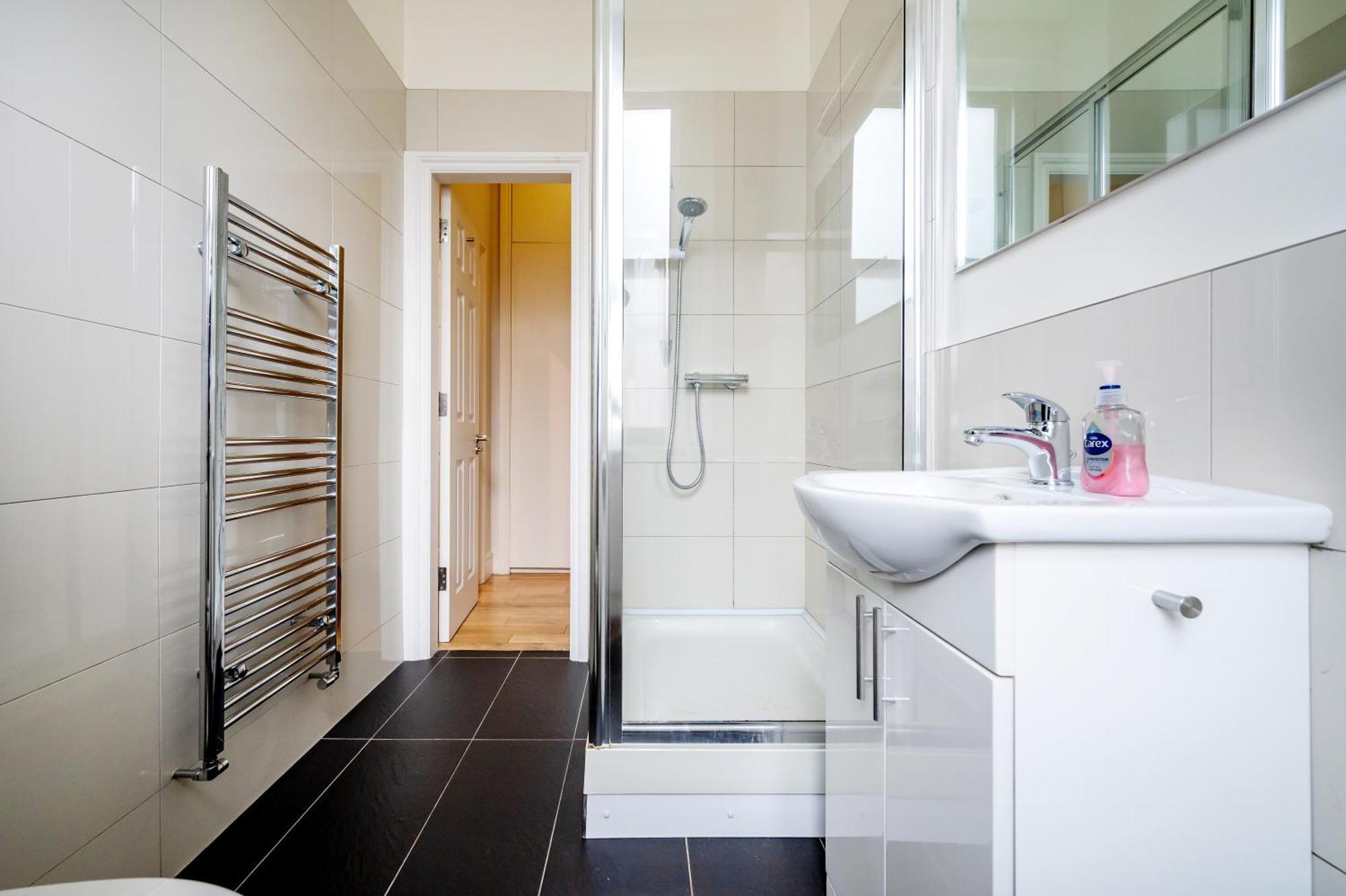 Paddington Modern Apartments Londen Buitenkant foto